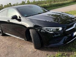 Schwarz Gebraucht 2020 Mercedes CLA200 Shooting Brake AMG line Kombi | 20.400 € (Superpreis)