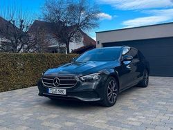 Grau Gebraucht 2020 Mercedes E200 Night Kombi | 30.450 € (Fairer Preis)