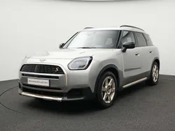 Grau Gebraucht 2024 Mini Countryman SUV | 38.205 € (Superpreis)