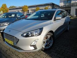 Silber Gebraucht 2019 Ford Focus Cool & Connect Limousine | 13.990 € (Fairer Preis)