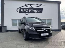 Obsidianschwarz Gebraucht 2024 Mercedes V220 Edition Van / Kleinbus | 54.999 € (Fairer Preis)