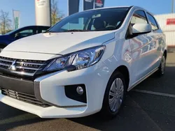 Weiß Neu 2024 Mitsubishi Space Star Basis Limousine | 12.890 €
