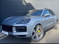 Dolomitsilbermetallic Gebraucht 2024 Porsche Cayenne SUV | 91.750 € (Superpreis)