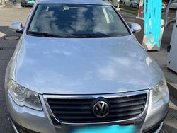 Grau Gebraucht 2010 VW Passat Kombi | 5.000 € (Etwas zu teuer)