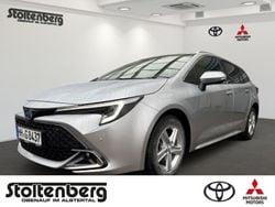 Silver metallic Gebraucht 2023 Toyota Corolla Team Kombi | 28.380 € (Guter Preis)