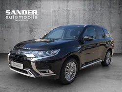 Schwarz Gebraucht 2019 Mitsubishi Outlander P-HEV Top SUV | 24.450 € (Fairer Preis)