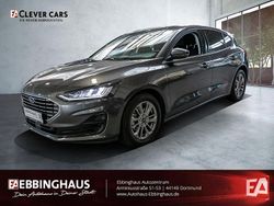 Grau Gebraucht 2025 Ford Focus Titanium Limousine | 34.700 €