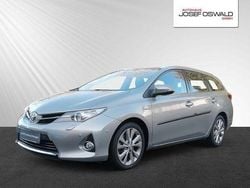 Titansilber mica metallic Gebraucht 2014 Toyota Auris Hybrid Executive Kombi | 13.450 € (Fairer Preis)