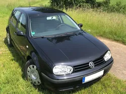 Schwarz Gebraucht 2003 VW Golf IV Edition Limousine | 1.550 € (Superpreis)