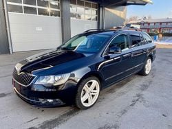 Schwarz Gebraucht 2015 Skoda Superb Exclusive Kombi | 10.999 € (Fairer Preis)
