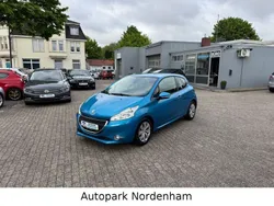Blau Gebraucht 2012 Peugeot 208 Active Kleinwagen | 4.450 € (Fairer Preis)
