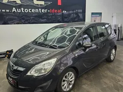 Grau Gebraucht 2013 Opel Meriva Active Van / Kleinbus | 5.490 € (Fairer Preis)