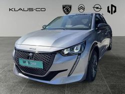 Silber / artense silber Gebraucht 2022 Peugeot e-208 Active Kleinwagen | 16.590 € (Fairer Preis)