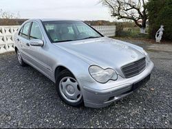 Silber Gebraucht 2001 Mercedes C200 Classic Limousine | 4.500 € (Etwas zu teuer)