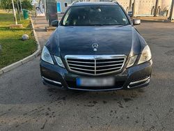 Grau Gebraucht 2011 Mercedes E350 Kombi | 8.300 € (Guter Preis)