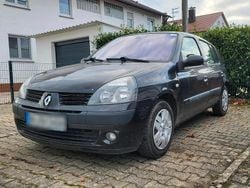 Schwarz Gebraucht 2005 Renault Clio II Kleinwagen | 1.000 € (Superpreis)