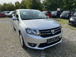 Grau Gebraucht 2014 Dacia Sandero Lauréate Kleinwagen | 4.999 € (Guter Preis)