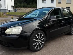 Schwarz Gebraucht 2006 VW Golf V Kleinwagen | 1.600 € (Superpreis)