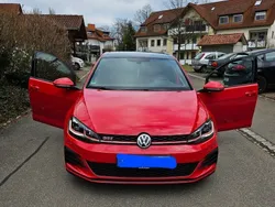 Rot Gebraucht 2019 VW Golf VII GTI Limousine | 25.500 € (Etwas zu teuer)