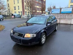 Blau Gebraucht 2001 Audi A4 Kombi | 1.450 € (Guter Preis)