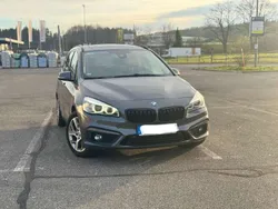Gebraucht 2025 BMW 220 Gran Tourer Luxury Line Van / Kleinbus | 11.500 €