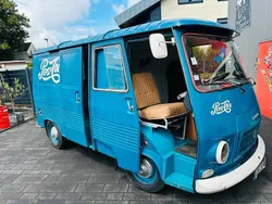 Blau Gebraucht 1978 Peugeot J7 Van / Kleinbus | 9.999 €