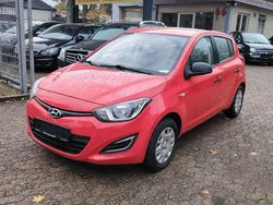 Rot Gebraucht 2014 Hyundai i20 Edition Limousine | 3.500 € (Fairer Preis)