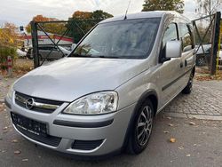 Grau Gebraucht 2005 Opel Combo Edition Van / Kleinbus | 2.800 € (Etwas zu teuer)