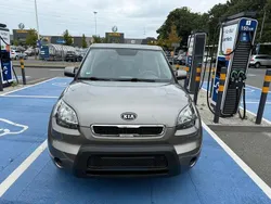 Grau Gebraucht 2010 Kia Soul Attract SUV | 2.500 € (Superpreis)