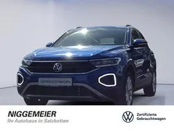 Ravennablau metallic (metallic) Gebraucht 2024 VW T-Roc Life SUV | 25.890 € (Superpreis)