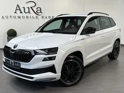 Moonweiss metallic Gebraucht 2024 Skoda Karoq SportLine SUV | 34.989 € (Fairer Preis)