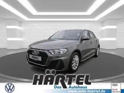 Chronosgrau (grey), metallic Gebraucht 2024 Audi A1 Sportback S-Line Kleinwagen | 24.400 € (Guter Preis)