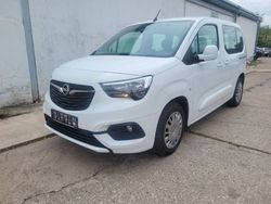 Jade weiss/arktis weiss Gebraucht 2019 Opel Combo Life Edition Van / Kleinbus | 13.200 € (Superpreis)