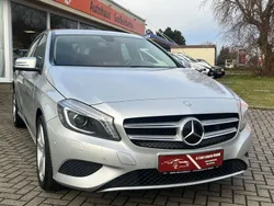 Silber Gebraucht 2013 Mercedes A180 Limousine | 14.978 € (Fairer Preis)