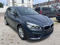 Grau Gebraucht 2017 BMW 216 Active Tourer Sport Line Van / Kleinbus | 9.200 € (Guter Preis)