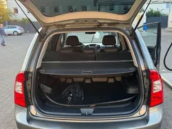 Grau Gebraucht 2011 Kia Carens Vision Van / Kleinbus | 1.800 € (Guter Preis)