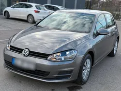 Grau Gebraucht 2016 VW Golf VII Limousine | 9.790 € (Superpreis)