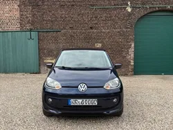 Blau Gebraucht 2013 VW up! high up! Kleinwagen | 6.900 €