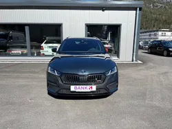 Grau Gebraucht 2021 Skoda Octavia RS Kombi | 37.980 € (Teuer)