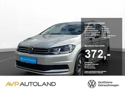 Silber Gebraucht 2024 VW Touran Move Van / Kleinbus | 32.990 € (Guter Preis)