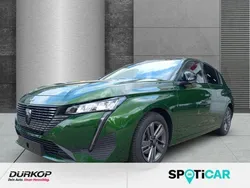 Olivine grün Gebraucht 2024 Peugeot 308 Allure Limousine | 21.990 € (Guter Preis)