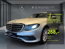 Iridiumsilber metallic Gebraucht 2017 Mercedes E220 Avantgarde Limousine | 26.390 € (Fairer Preis)