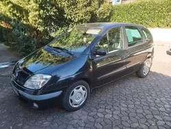 Schwarz Gebraucht 2002 Renault Grand Scénic Van / Kleinbus | 550 €