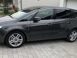 Schwarz Gebraucht 2018 Ford S-MAX Titanium Van / Kleinbus | 16.400 € (Superpreis)