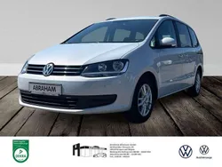 White silver metallic Gebraucht 2018 VW Sharan Trendline Van / Kleinbus | 21.950 € (Fairer Preis)