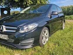 Schwarz Gebraucht 2017 Mercedes B180 Urban Van / Kleinbus | 11.950 € (Guter Preis)