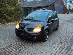 Schwarz Gebraucht 2005 Renault Modus Van / Kleinbus | 1.100 €