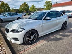 Weiß Gebraucht 2017 BMW M240 M Sport Coupé | 36.500 € (Fairer Preis)