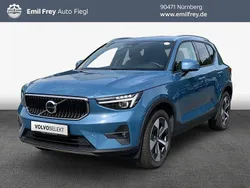 Fjord blue metallic Gebraucht 2024 Volvo XC40 Core SUV | 33.980 € (Guter Preis)