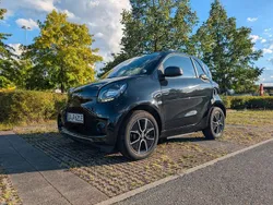 Schwarz Gebraucht 2023 Smart ForTwo Electric Drive Coupé | 12.800 € (Fairer Preis)